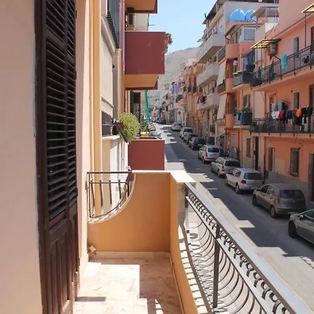 Lejlighed Delfino Solar Terrasini